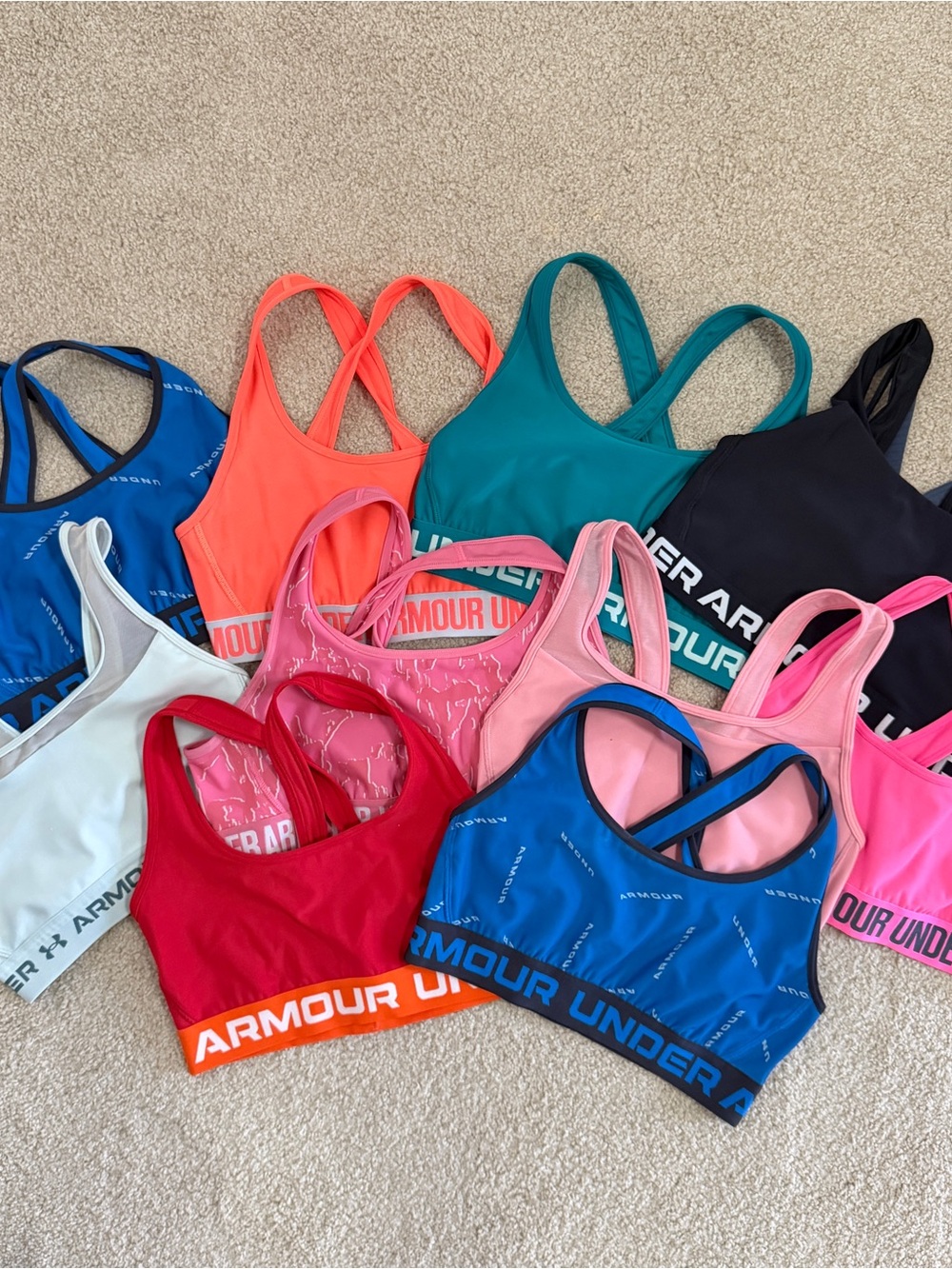 Under Armour Women’s Sports Bras-M